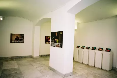Topografija: izložba fotografije mladih latvijskih umjetnika - Apse, Balčus, Balode, Drazniece, Epners, Goba, Grauds, Gravlejs, Jerohina, Lihačeva, Podnieks, Rode, Veilande, Rozenfelds, Salmanis, Stakle, Tifentale - galerija slika - slika 1